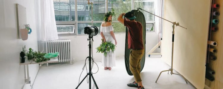Guide to Capturing Amazing Fashion Photography in a Studio Environment